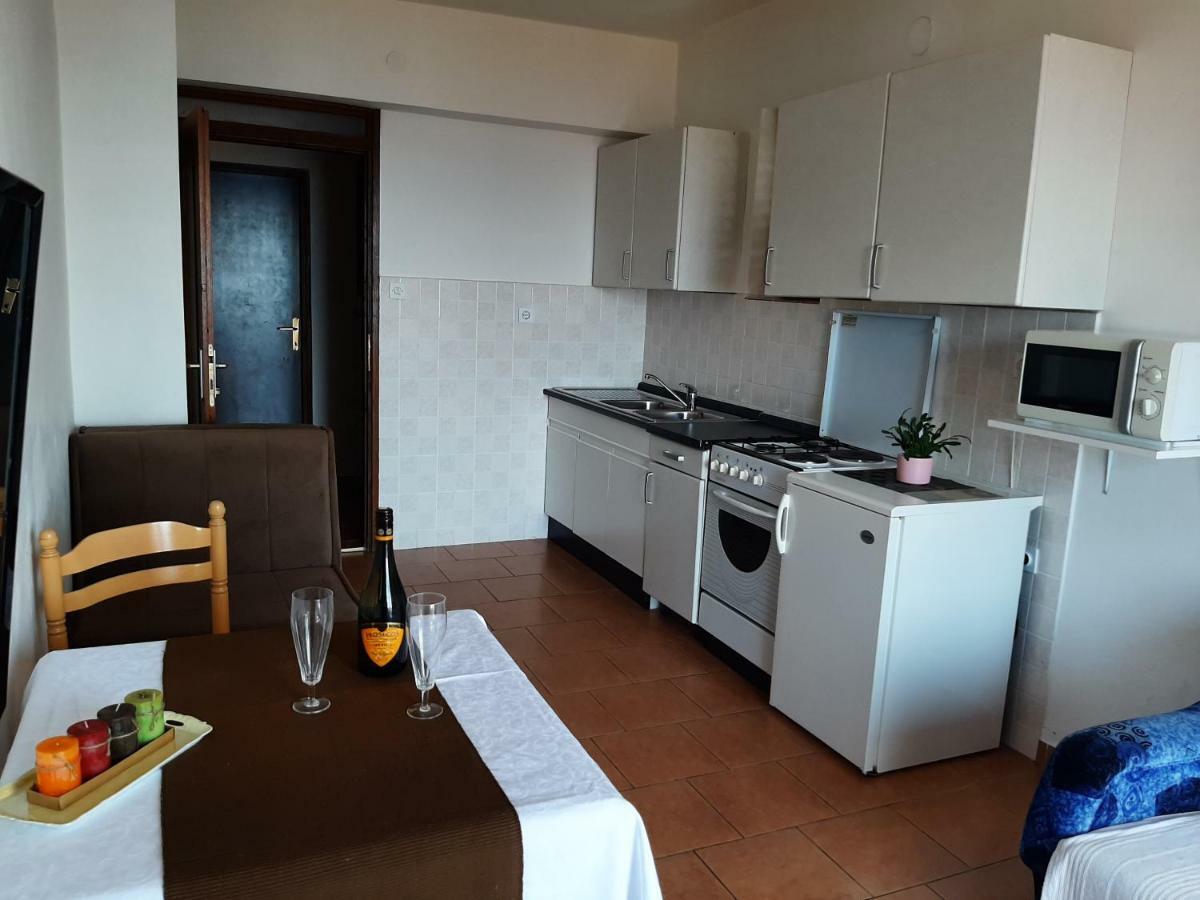נובי ווינודולסקי Apartment Kamen חדר תמונה